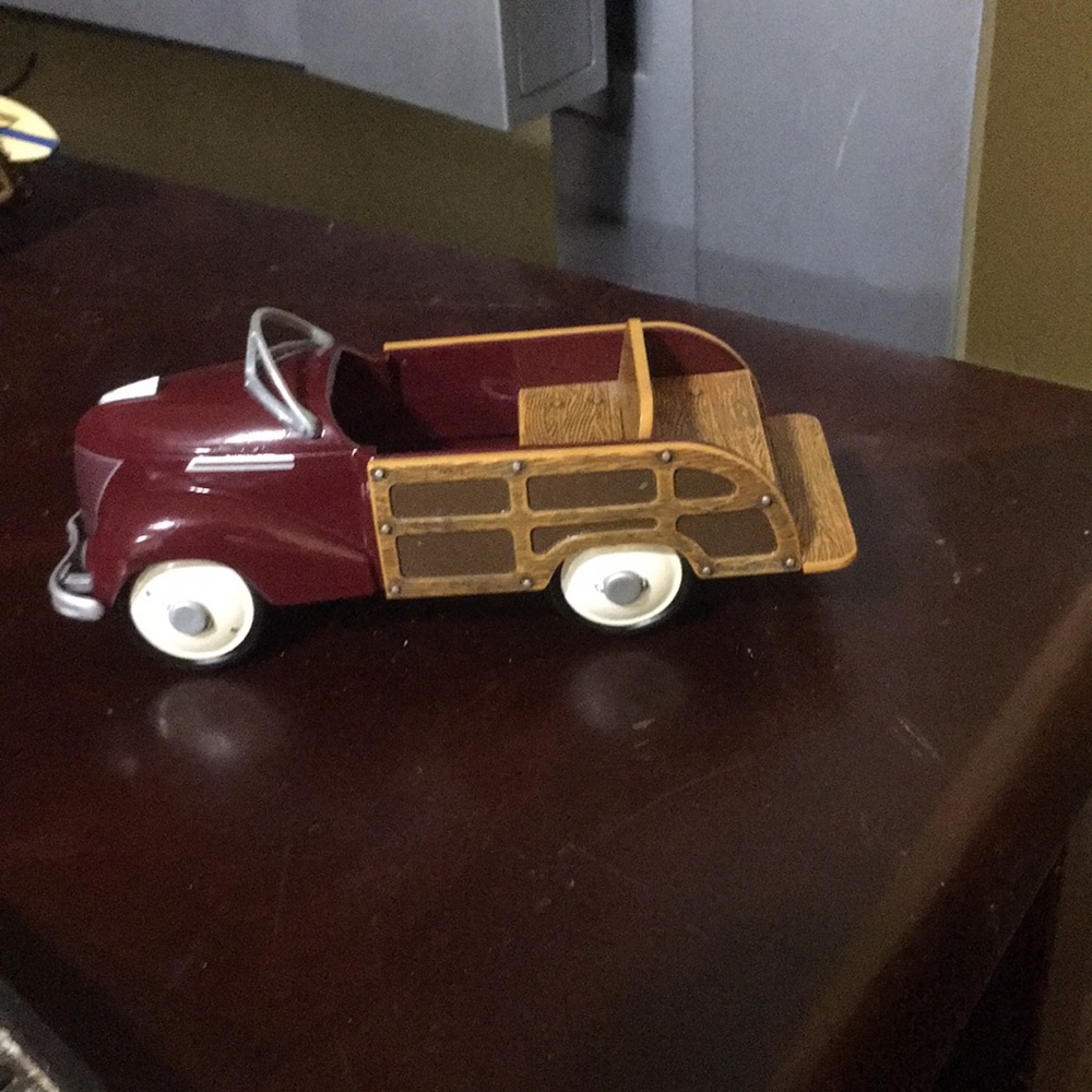 Metal Kiddie Car